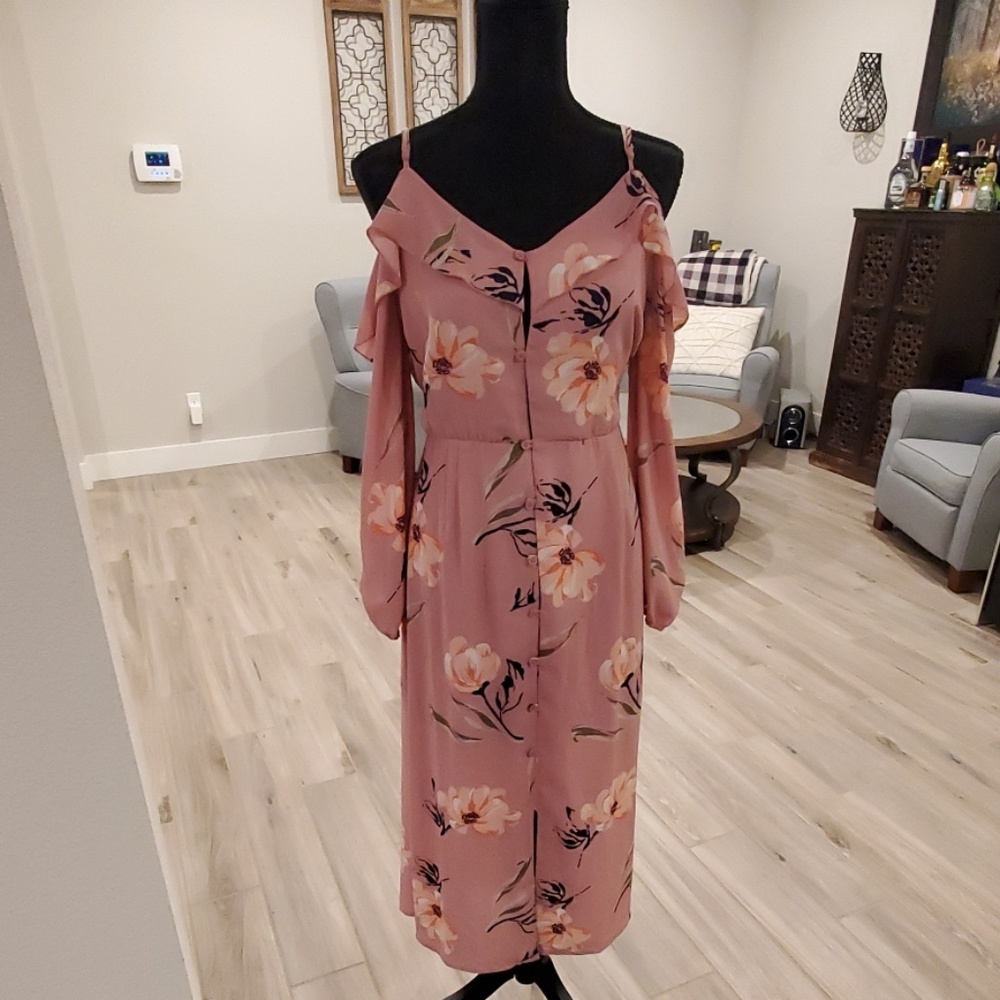 Love&Fire Floral print peekaboo shoulder dress